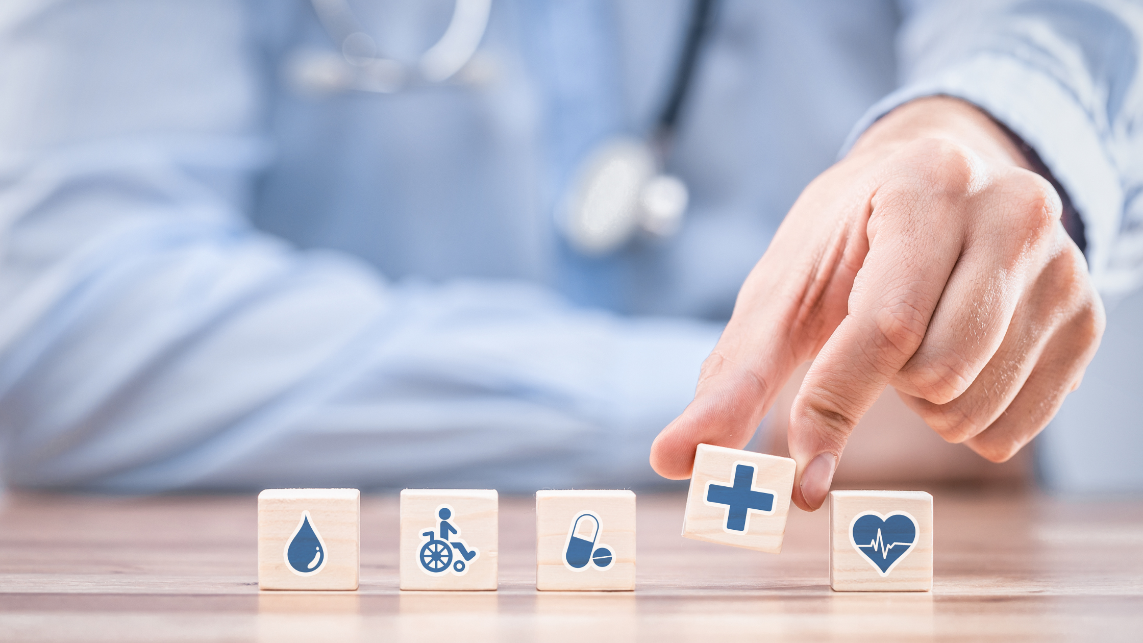 Complémentaire santé collective : ce que l'ANI impose, ce que votre CCN peut ajouter, et comment choisir un contrat adapté à votre équipe.